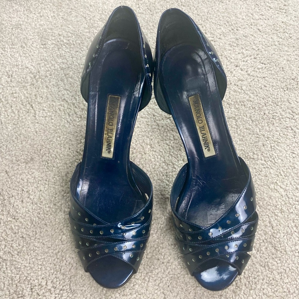 Manolo Blahnik Navy Patent Leather Peep Toe Open Sandal 3.5” Heels Size 39